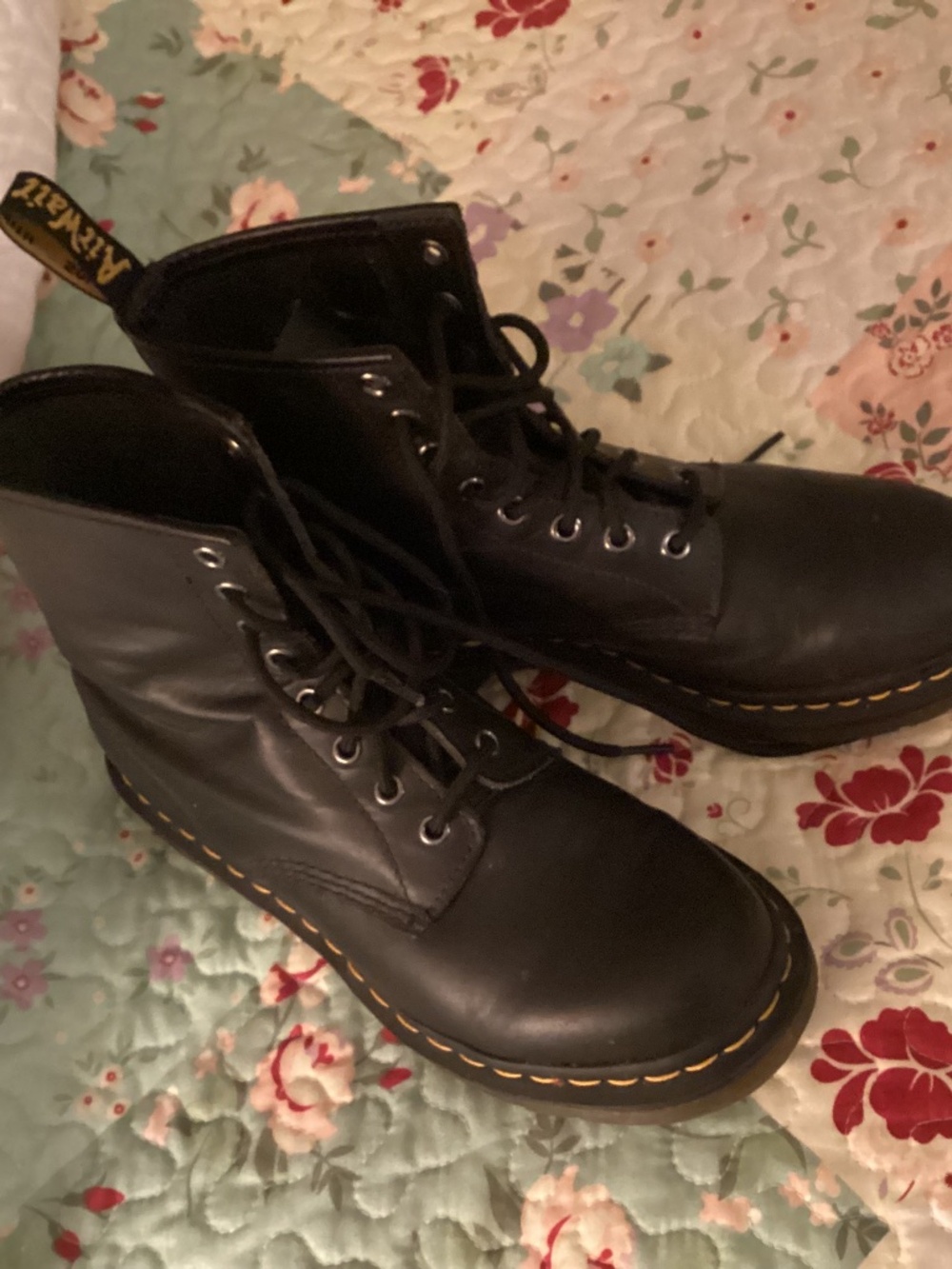 Dr. Martens 1460 Smooth Leather Lace Up Boots L8 / M7